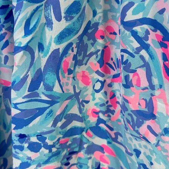 Lilly Pulitzer Elsa Blouse in Breakwater Tint Party Wave Print Size Small - Picture 8 of 9